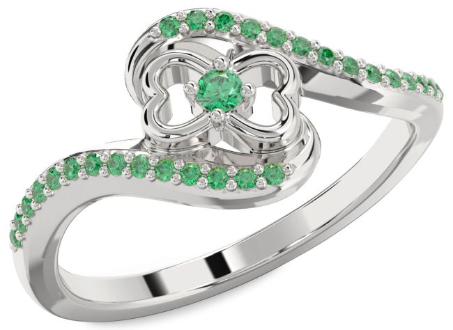 Emerald White Gold Heart Ring
